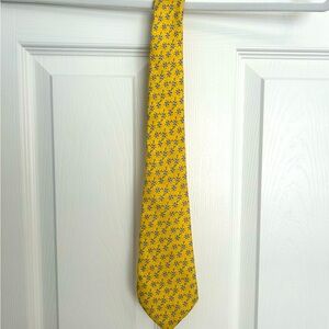 Vineyard Vines Nautical themed Yellow and Blue boys Patterned Tie